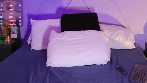  Emma  online show from 07-09-26, 04:27
