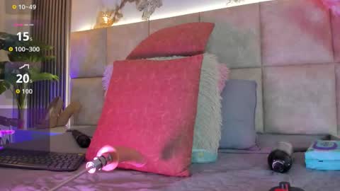 emmalove01 online show from 03-19-26, 02:37