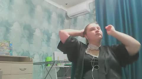 Snapshot of emmamelody944534 chatting on 10-07-25, 06:16 emmamelody online show from 10-07-25, 06:16