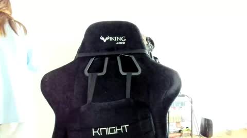 Emma online show from 09-24-25, 10:07