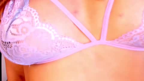 Snapshot of emmanaughty_ chatting on 09-20-25, 11:06 emmanaughty_ online show from 09-20-25, 11:06
