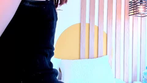 Snapshot of emmanaughty_ chatting on 09-21-25, 04:19 emmanaughty_ online show from 09-21-25, 04:19