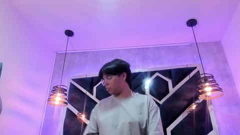 Emma 3 online show from 02-05-25, 12:53