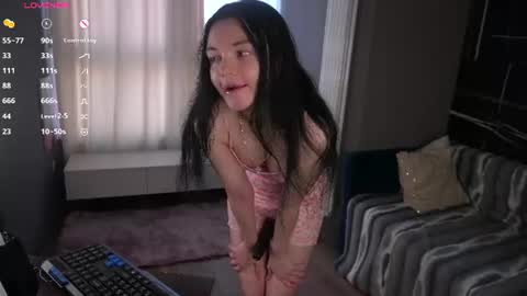 Petite girl Emmy online show from 06-05-26, 06:52
