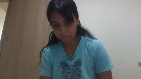 Snapshot of emmasplycer chatting on 01-12-25, 03:17 EmmaSplycer online show from 01-12-25, 03:17