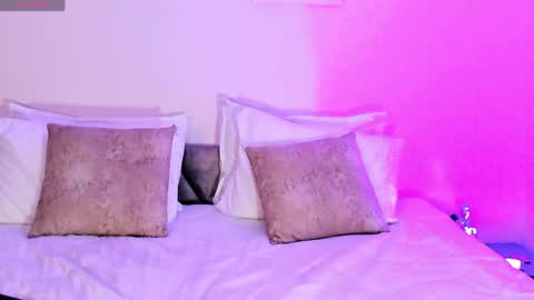 Emma online show from 04-28-26, 08:25