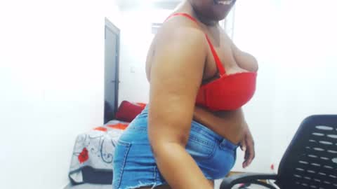 Emmy Lilly and Sam online show from 12-13-24, 06:49