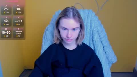 Snapshot of emmi_rossum chatting on 01-08-26, 06:26 Emmi online show from 01-08-26, 06:26