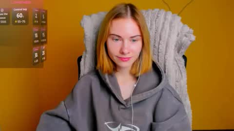 Snapshot of emmi_rossum chatting on 02-27-26, 06:35 Emmi online show from 02-27-26, 06:35