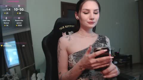 Emily online show from 01-26-25, 06:59