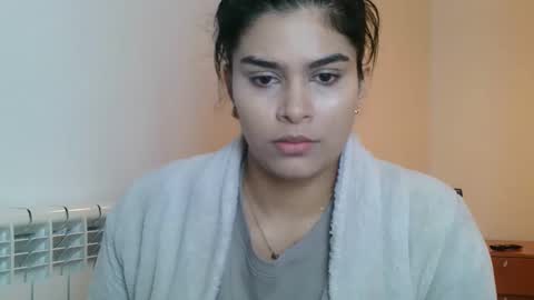 emmie online show from 11-28-25, 09:12