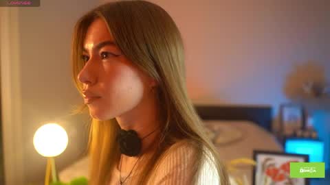 Snapshot of emmiellee chatting on 06-08-26, 09:42 emmiellee online show from 06-08-26, 09:42