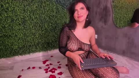 Emmiily online show from 03-12-25, 06:40