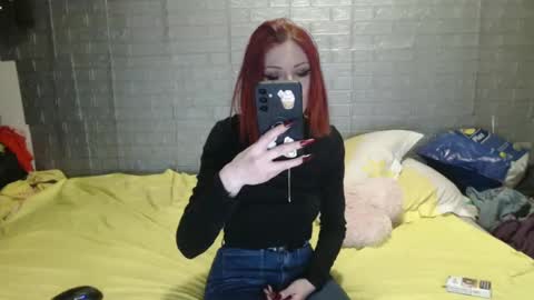 Emmily000 online show from 02-16-25, 09:38