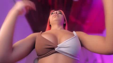 Snapshot of emmily_savage chatting on 02-13-26, 12:01 online show from 02-13-26, 12:01