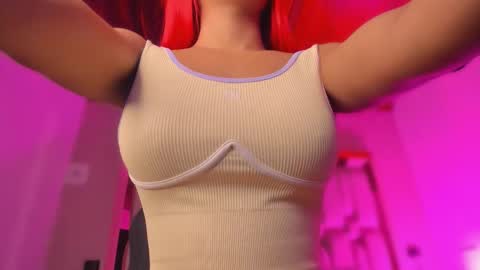 Snapshot of emmily_savage chatting on 02-18-26, 11:50 online show from 02-18-26, 11:50