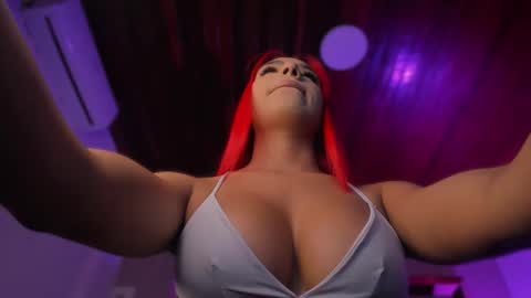 Snapshot of emmily_savage chatting on 02-24-26, 12:03 online show from 02-24-26, 12:03