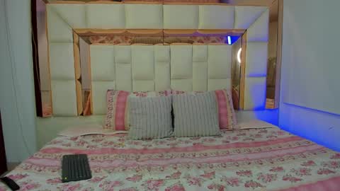 Emmily online show from 04-19-26, 08:02