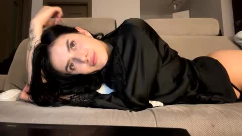 Snapshot of emmma_lovel chatting on 01-28-25, 11:50 EmmaLovel online show from 01-28-25, 11:50