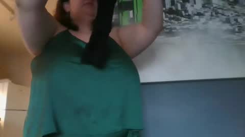 Snapshot of emmthaluscious chatting on 01-28-25, 01:05 emmthaluscious online show from 01-28-25, 01:05