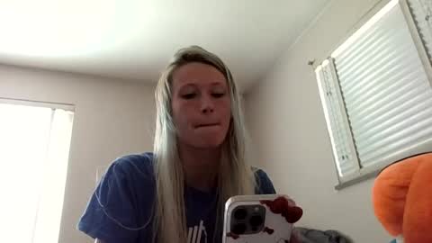 Snapshot of emmwarr1514 chatting on 06-05-26, 06:24 emmwarr1514 online show from 06-05-26, 06:24