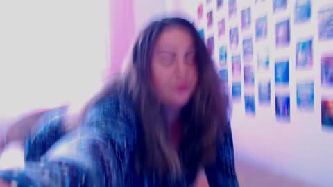 Emmy online show from 02-26-25, 10:36