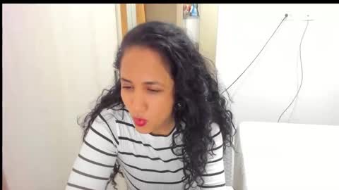 emperatriztapia online show from 11-11-25, 12:10