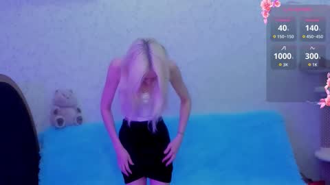 Snapshot of empress_ki chatting on 10-04-25, 12:30 Ki online show from 10-04-25, 12:30