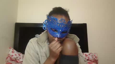 Snapshot of empressvee24 chatting on 11-14-25, 09:46 vee online show from 11-14-25, 09:46