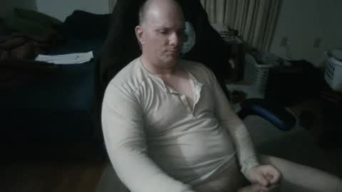 Snapshot of emsguy1 chatting on 12-10-24, 06:11 Matt online show from 12-10-24, 06:11