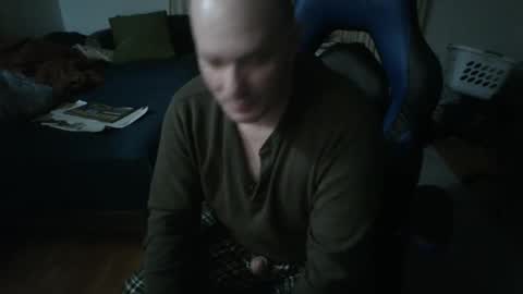Snapshot of emsguy1 chatting on 01-19-25, 05:48 Matt online show from 01-19-25, 05:48