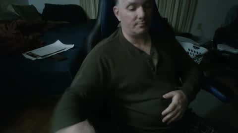 Snapshot of emsguy1 chatting on 02-06-25, 05:03 Matt online show from 02-06-25, 05:03