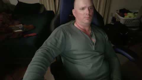 Snapshot of emsguy1 chatting on 09-15-25, 03:17 Matt online show from 09-15-25, 03:17