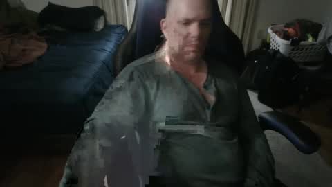 Snapshot of emsguy1 chatting on 09-16-25, 03:07 Matt online show from 09-16-25, 03:07