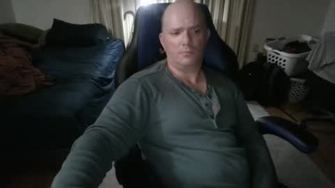 Snapshot of emsguy1 chatting on 09-21-25, 03:30 Matt online show from 09-21-25, 03:30