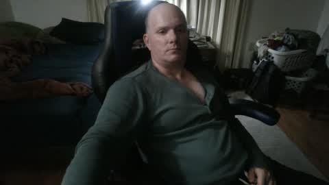 Snapshot of emsguy1 chatting on 09-26-25, 03:54 Matt online show from 09-26-25, 03:54