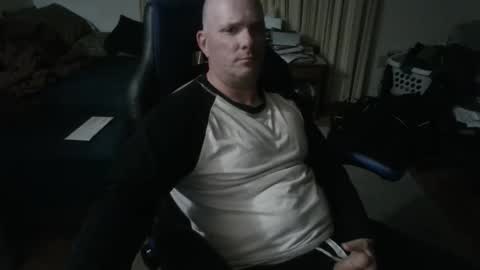 Snapshot of emsguy1 chatting on 10-24-25, 03:14 Matt online show from 10-24-25, 03:14