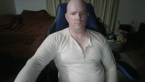 Snapshot of emsguy1 chatting on 02-02-26, 06:45 Matt online show from 02-02-26, 06:45