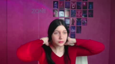 Snapshot of emxma chatting on 11-22-25, 12:09 Emma online show from 11-22-25, 12:09