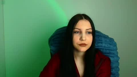 Snapshot of emxma chatting on 05-11-26, 11:16 Emma online show from 05-11-26, 11:16