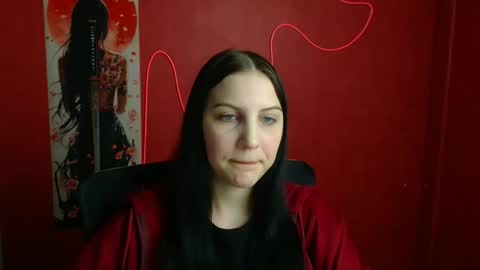 Snapshot of emxma chatting on 05-12-26, 11:07 Emma online show from 05-12-26, 11:07