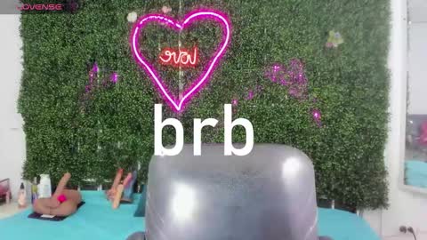 Snapshot of emy_0 chatting on 02-09-26, 08:35 Emy online show from 02-09-26, 08:35