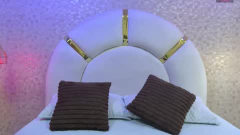 Emy  online show from 11-06-25, 11:33