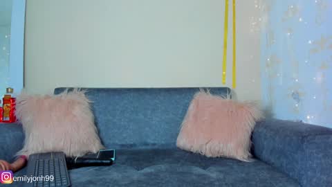 EMYLY  online show from 01-17-25, 01:36