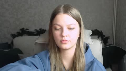 EmySway online show from 01-31-25, 02:07