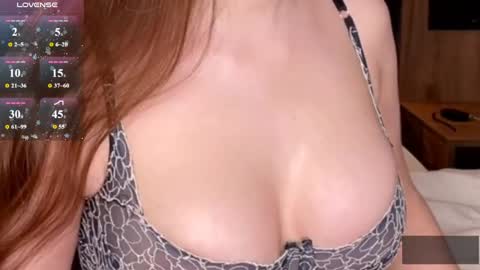 Snapshot of emyylast chatting on 04-04-26, 06:55 Emy online show from 04-04-26, 06:55