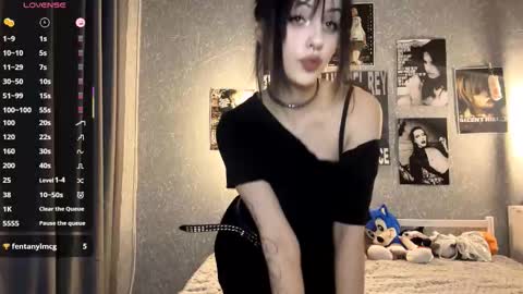 Amelia online show from 11-24-25, 08:30