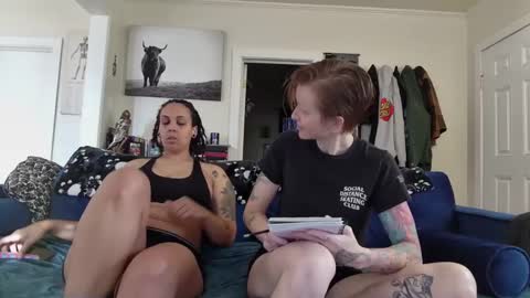 Cedar redhead and River brunette online show from 12-03-24, 07:11