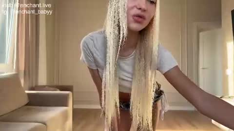 My name is Eva online show from 06-26-26, 01:43