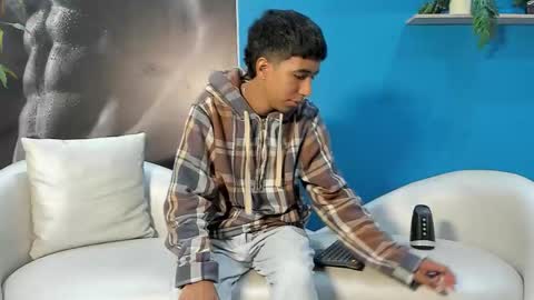 Ender online show from 01-12-26, 02:22